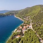 Apartman Mario With Pool By Guide Blato (Korcula)