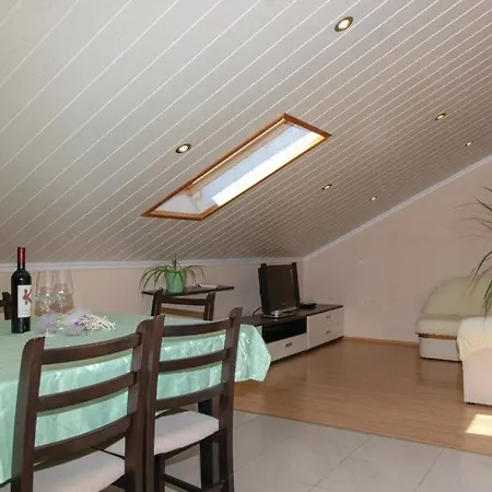 Mario With Pool By Guide Appartement Potirna